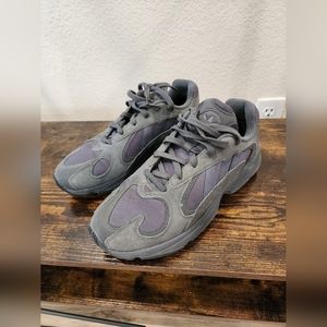 Adidas Yung 1 Triple Grey Sneakers Size 10.5